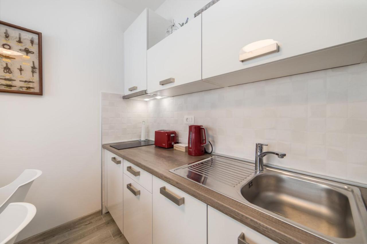 Villa Jadranka Apartments Tučepi Εξωτερικό φωτογραφία