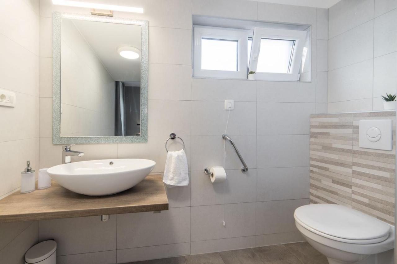 Villa Jadranka Apartments Tučepi Εξωτερικό φωτογραφία