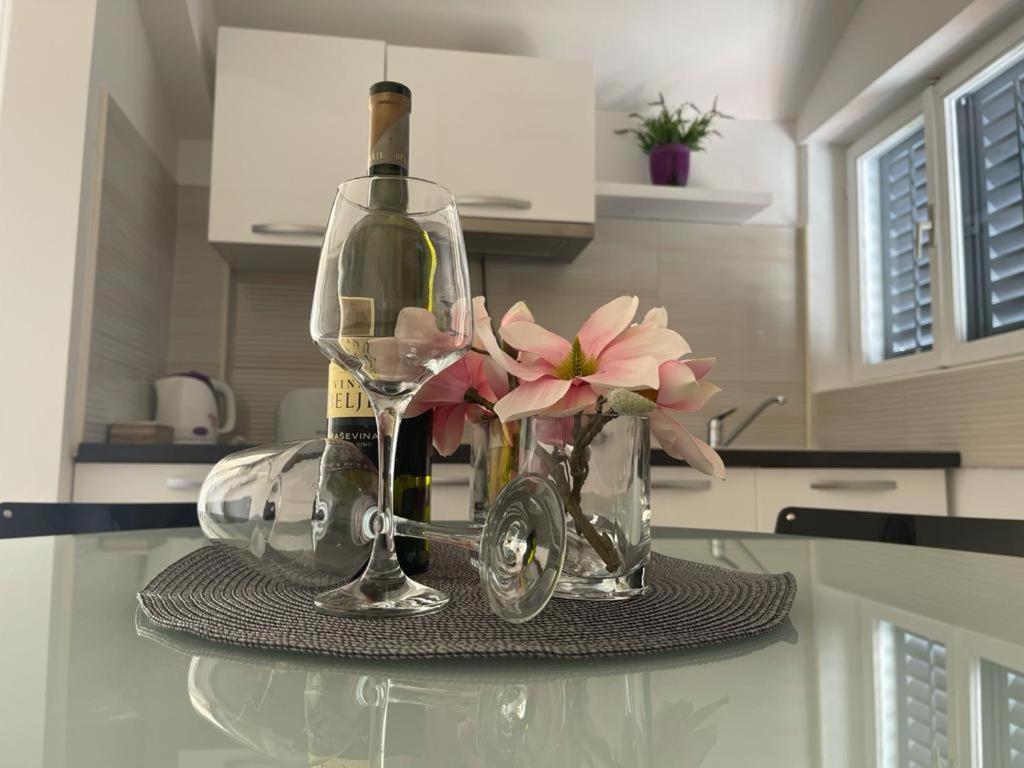 Villa Jadranka Apartments Tučepi Εξωτερικό φωτογραφία